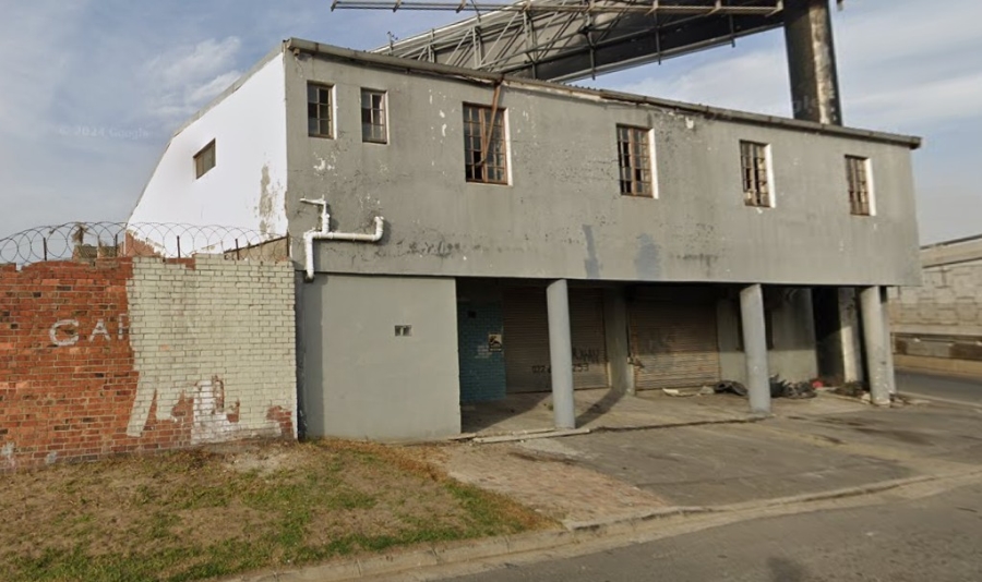  Bedroom Property for Sale in Maitland Western Cape